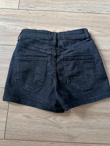 Kraťasy, reserved,36