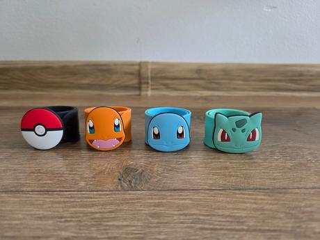 Sada 4 kusov silikónových náramkov pokémon 1x hra,