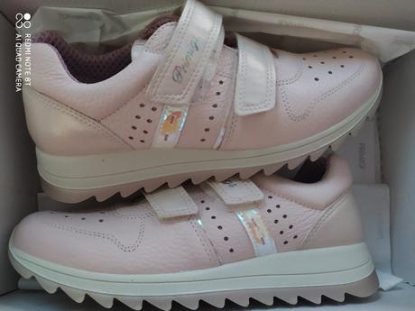 Nové ľahké kožené tenisky za polovicu primigi, primigi,38