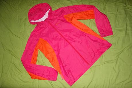 Nepremokava bundicka mountain warehouse, mountain warehouse,158