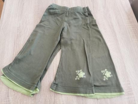 Tepláky 92 a 98, 92