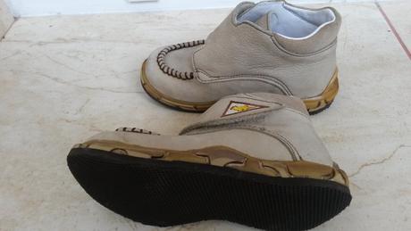 Celokožené mokasínky, 24