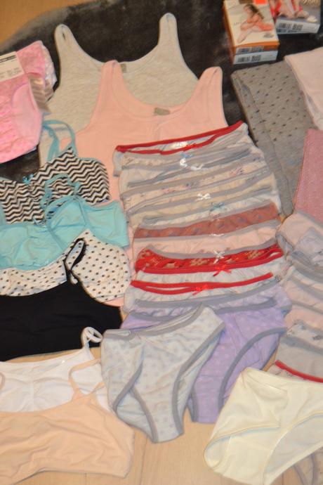 Balík 45 ks dievčenská spodná bielizeň, veľkosť 14, h&m,146