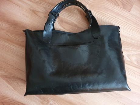 Kožená kabelka,