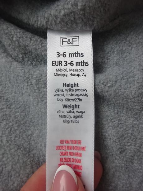 Tmavá modrá vesta - zateplená, f&f,74