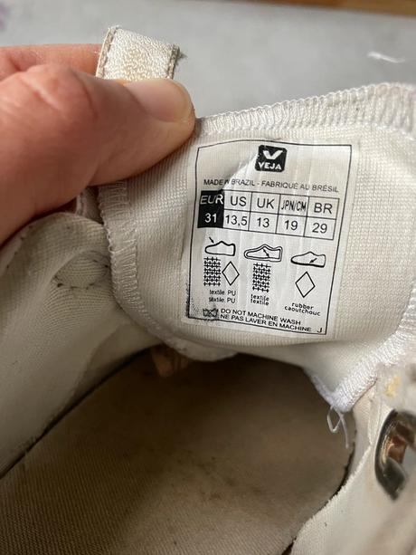 Kožené tenisky veja, 31