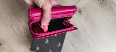 Dámska peňaženka, 