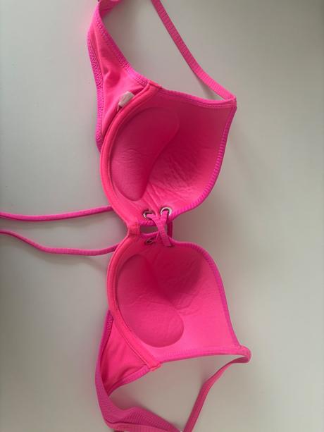 Bikiny, s