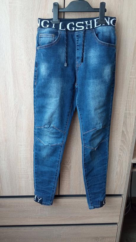 Chlapčenské rifle, 28