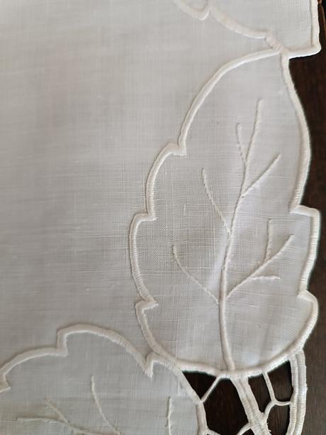 Obrus retro výšivka, 