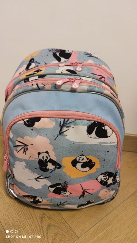 Školská taška topgal panda + peračník zdarma,
