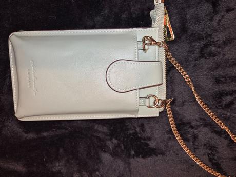 Kapsička na mobil., 