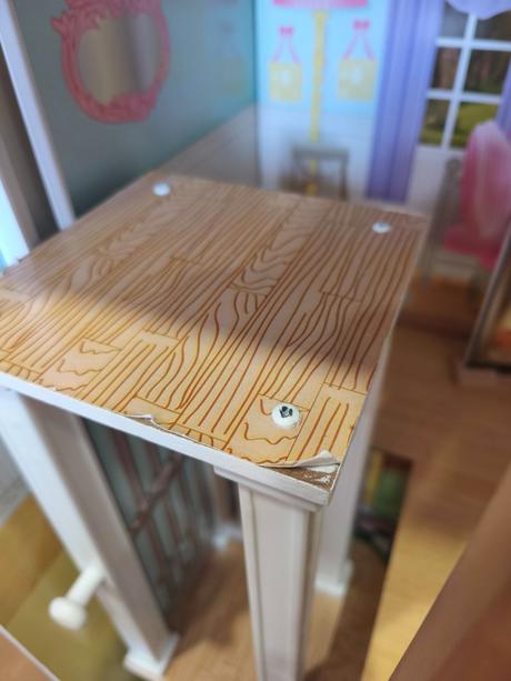 Domček pre bábiky, 