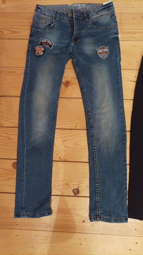 Rifle a nohavice, takko,158