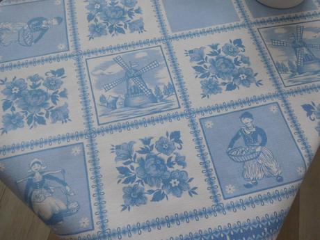 Do modra pekáčik,cukorníčka,obrusok,, 
