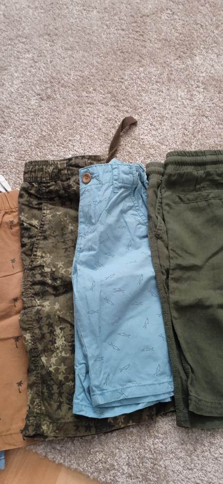 Kraťasy veľ.122/128, 122