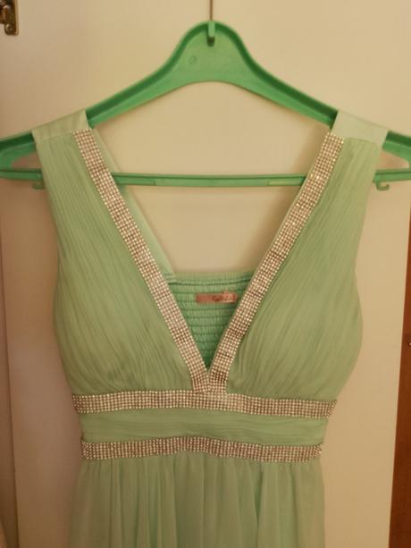 Spoločenské šaty, l