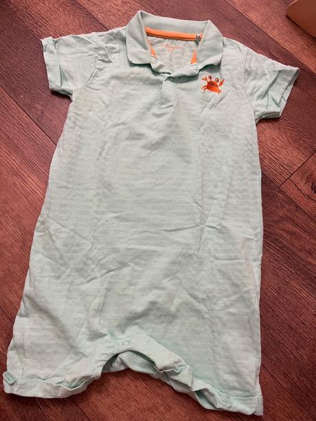 Overal krátky, reserved,98