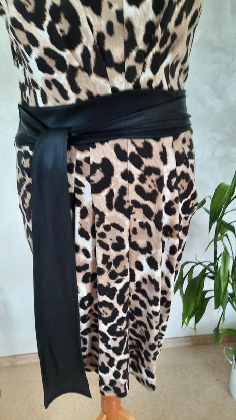 3.ŝaty hnedo-čierne  38, bonprix,38