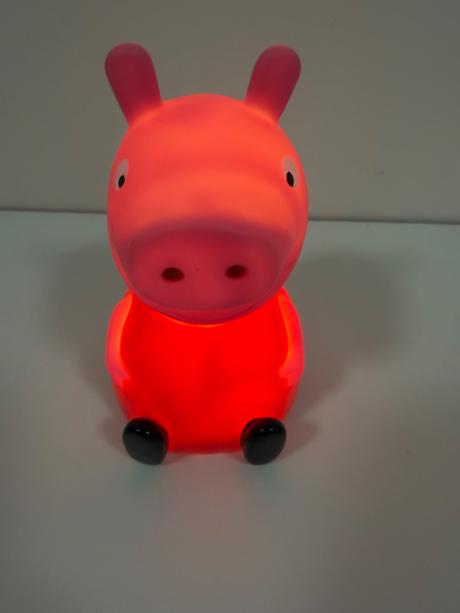 Peppa pig set knižka a nočné svetielko,