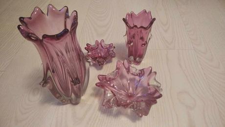 Vázičky a mištička,