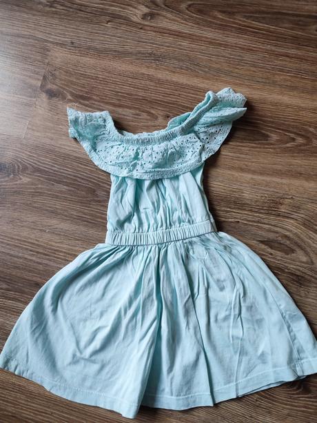 Mentolové šaty, sinsay,92