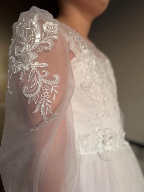 Šaty na 1. sv. prijímanie v. 152, 152