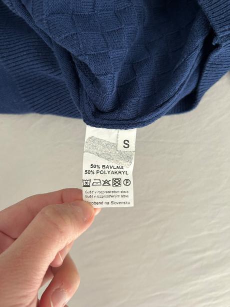 Pánsky sveter značky alain delon, s