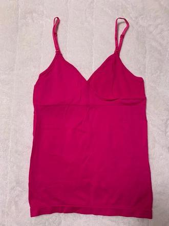 Cyklámenové tielko na ramienka zn. golde lady, m / s