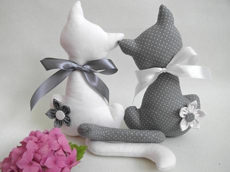 Zaľúbené mačičky bielo-šedé, 