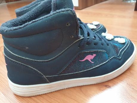 Topanky 35ky, kangaroos,35