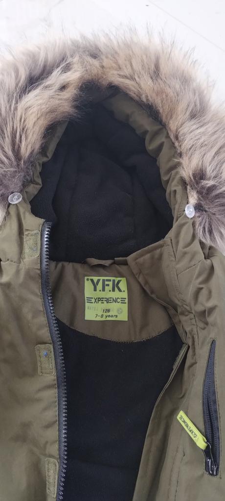Zimná bunda, 128