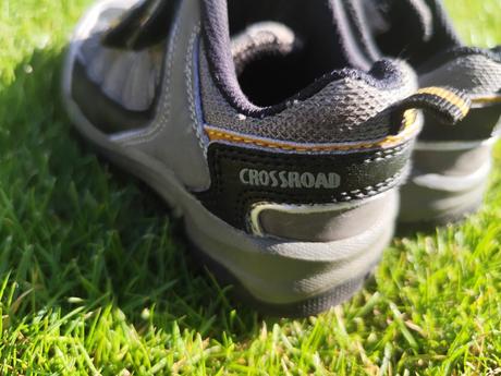 Trekové topánky, 28