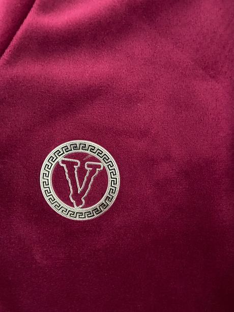 Šaty zamatové nové, s