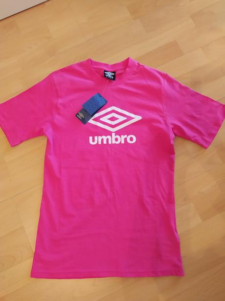 Nové tričko, umbro,s