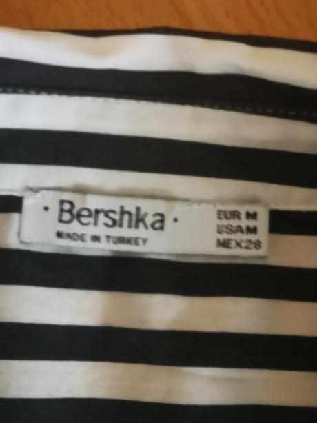 Dlhá košeľa bershka s opaskom, bershka,m