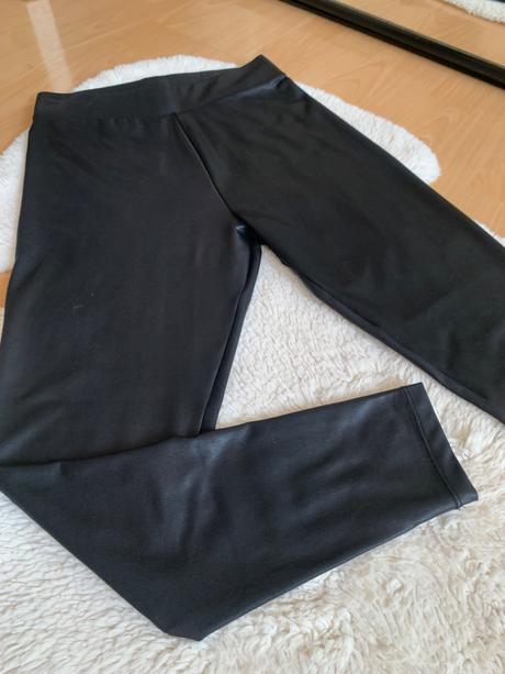 Koženkové legíny, s