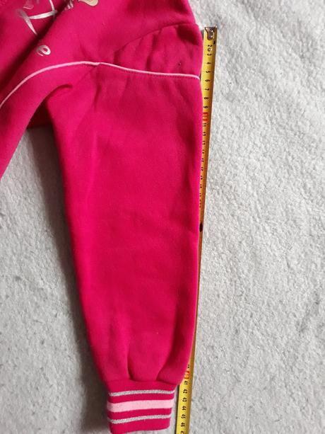 Teplejšia mikina, 134