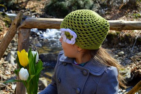 Háčkovaná čiapočka s kvetom, 50 - 158