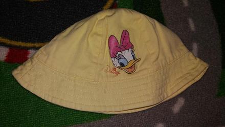Žltý klobúčik, disney,74