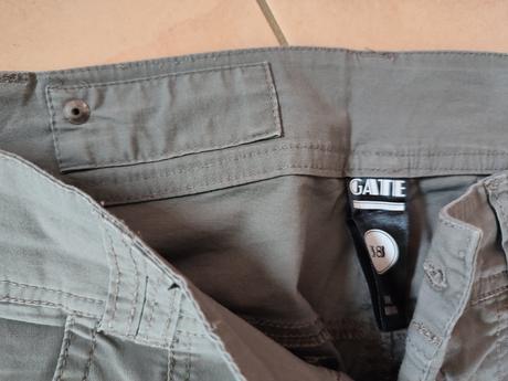 Dámske 3/4  capri kraťasy, 38