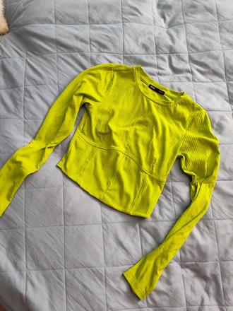 Vrúbkovaný crop top, sinsay,s