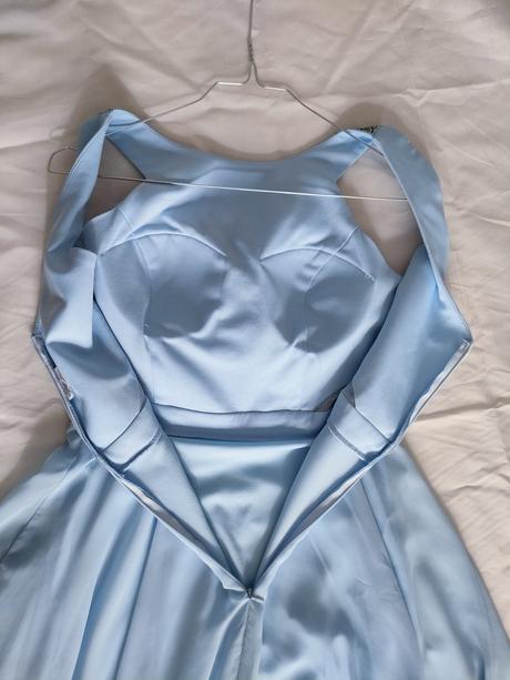 Spoločenské šaty - šaty na stužkovú, 38