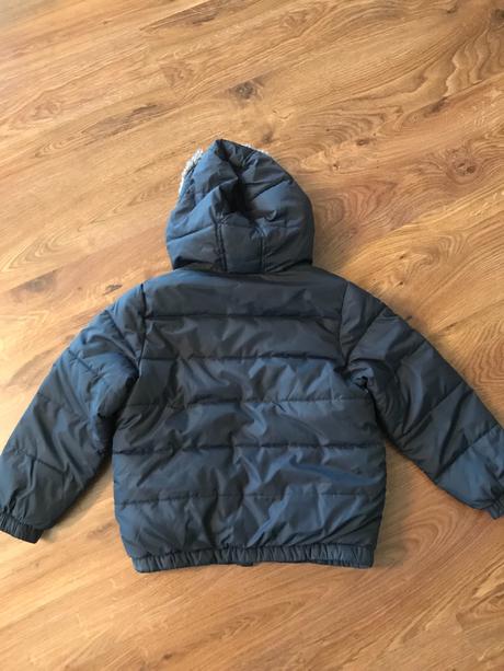 Benetton zimna bunda, benetton,110