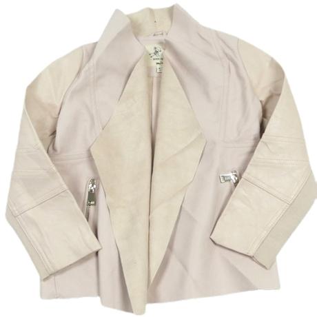 Bundicka, river island,146