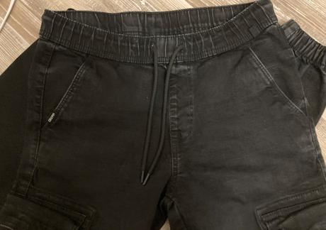 Cargo kapsáčové čierne nohavice cropp w30 /l 32, 32