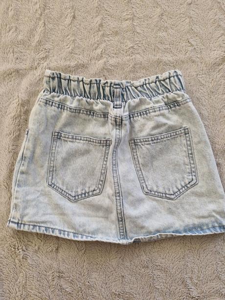 Dievčenská riflova sukňa, 134