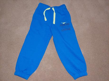 Tepláky lupilu, lupilu,98