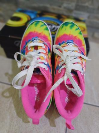 Tenisky na kolieskach, heelys,35