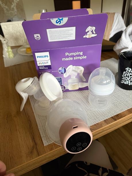 Avent odsávačka plus elektronická, 